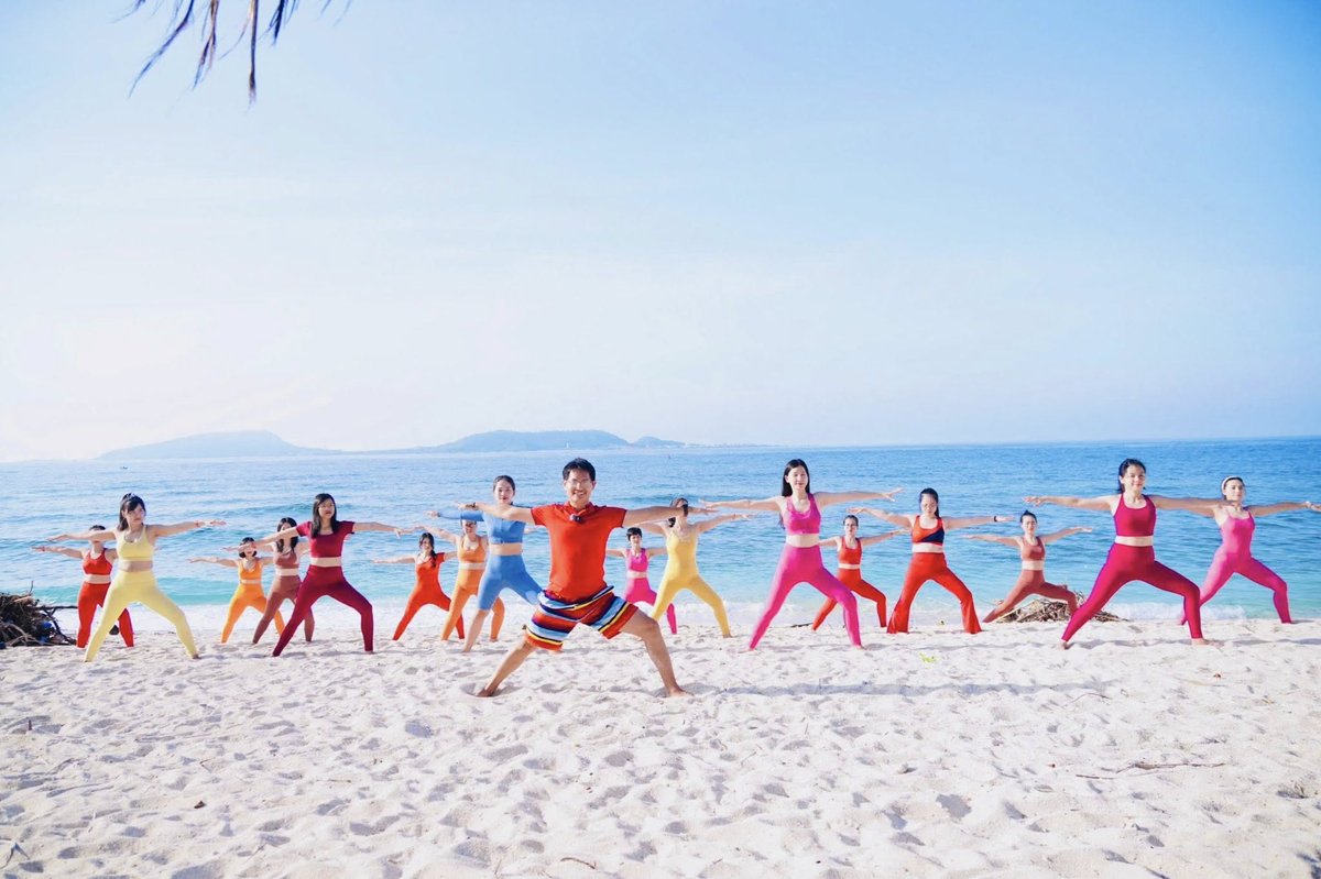 Đặng Kim Ba lan toả lớp Yoga cộng đồng — học viên khoá HLV Yoga online đi dạy khắp nơi