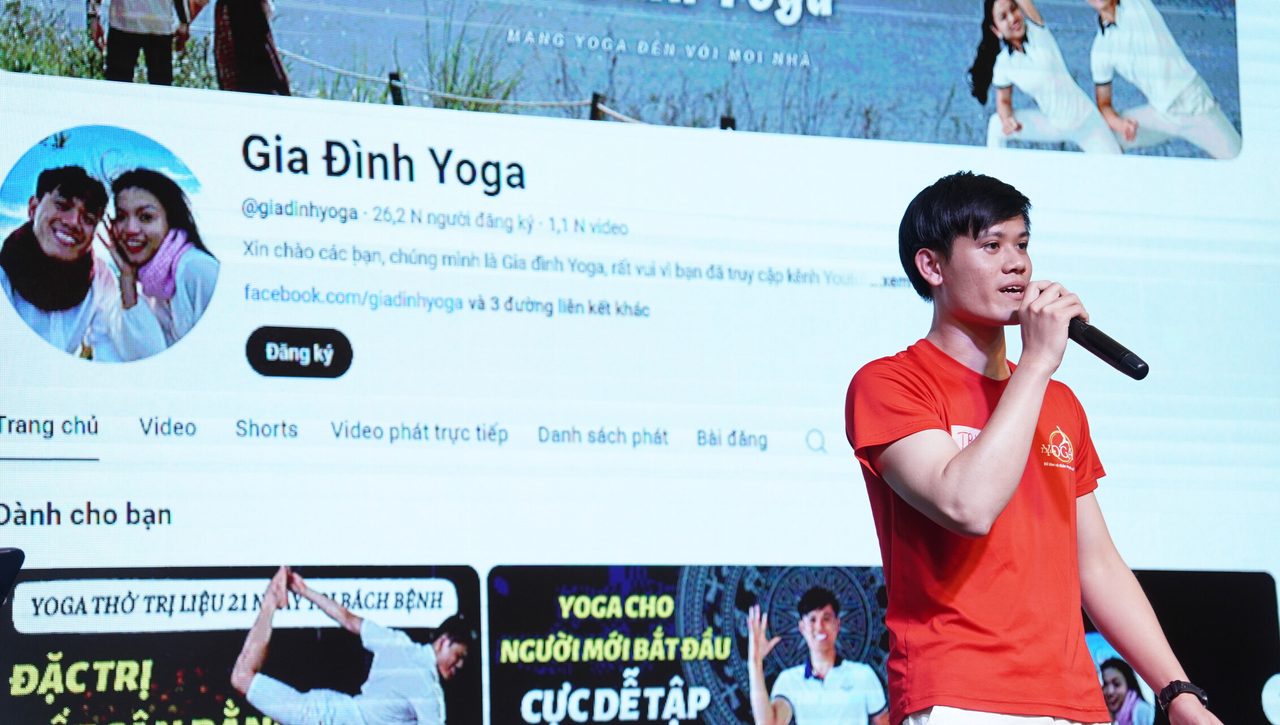 Nguyễn Đức Trung chia sẻ bên kênh YouTube Gia Đình Yoga hơn 26 nghìn người đăng ký