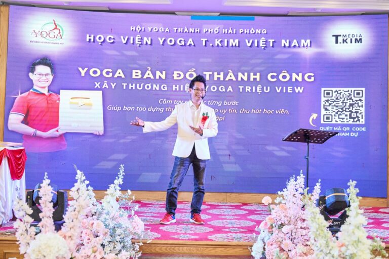dang kim ba yoga ban do thanh cong